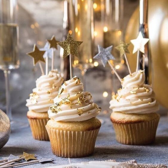 Qu’avez vous préparé de bon pour fêter l’arrivé de 2024!!? 🧁🍾

Réservez votre Candybar sur Lyon & ses alentours ! L’animation préférée des petits (et surtout des grands). Prise de contact rapide via DM ou Mycandybar.fr 🤍🍩

•ignore these hashtags•
#candybar #evenementiel #candy #chocolate #aesthetic #goldenhour #birthday #wedding #decoration #genderreveal #genderrevealdecorations #weddingdecor #birthdaydecoration #candycart #baloons #eventplanner #eventdesign #photobooth #monday #marshmallow #cookies #sweets #gold #cutedecor #party #partyideas #partydecorations #eventorganizer
